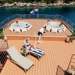 Sundeck