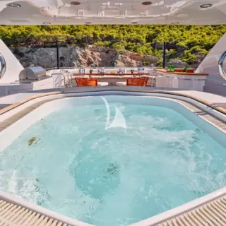 Jacuzzi