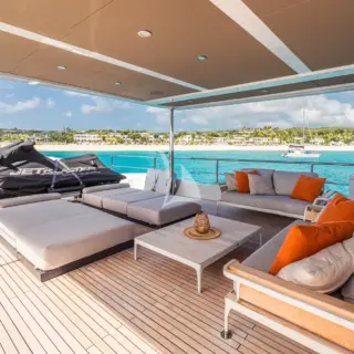 Flybridge seating