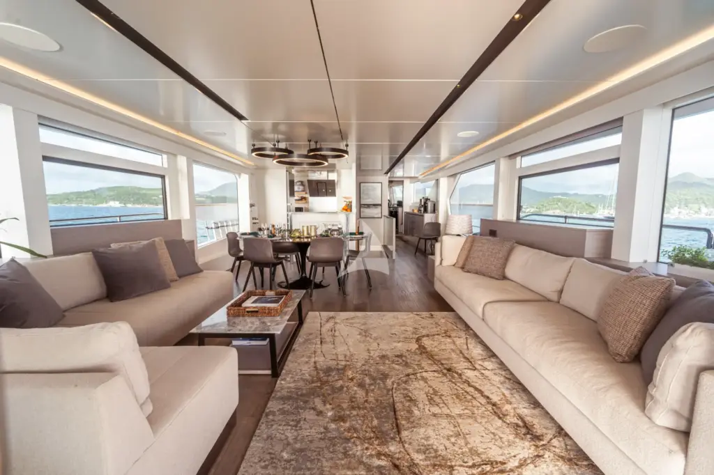 EXIT STRATEGY - Main Salon