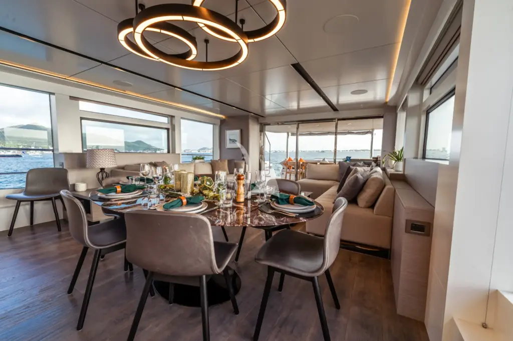 EXIT STRATEGY - Formal Dining