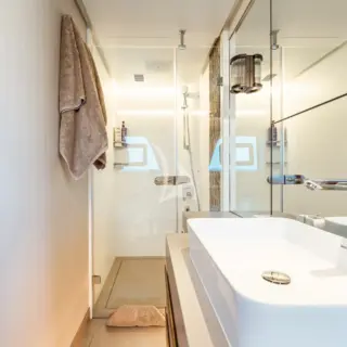 Master En-Suite