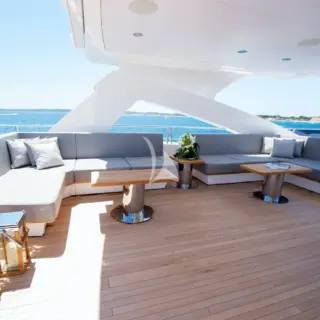 Sun deck