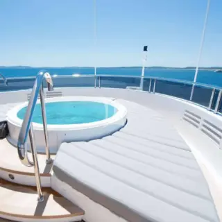 Sun deck jacuzzi