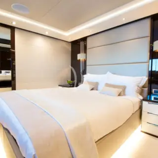 Double guest cabin 2