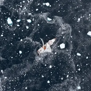 LA DATCHA - Aerial view of ice