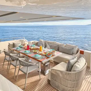 GOLDEN YACHT - Image 14