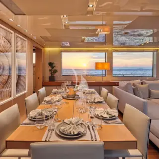 GOLDEN YACHT - Image 20