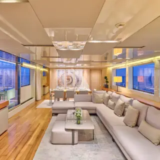 GOLDEN YACHT - Image 17