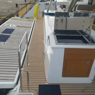 Swimming platform / Wetbar