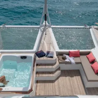 Bow Jacuzzi