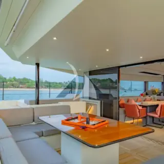 JACK - Aft deck