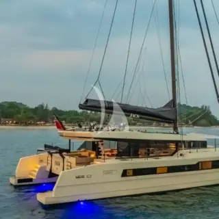 JACK - At anchor