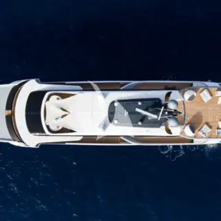 LUNA - Image 3