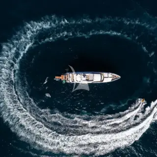 TITIAN PEARL - with chase boat and jetski- 2024