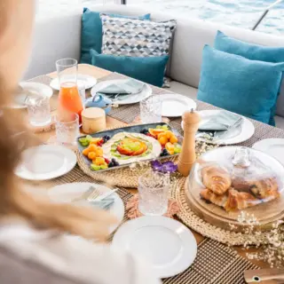 Motor Yacht Vesta - Aftdeck Breakfast