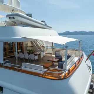 Bridge Deck Aft