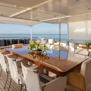 Bridge Deck Dining