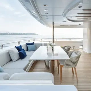 Main deck aft