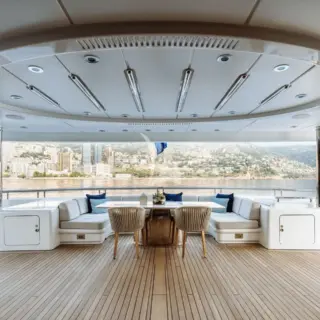 Main deck aft