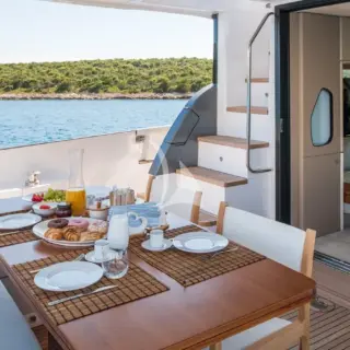 Main deck - al fresco dining