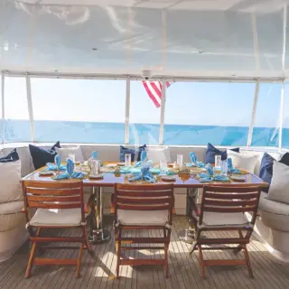 Main deck aft dining / option to fully enclose