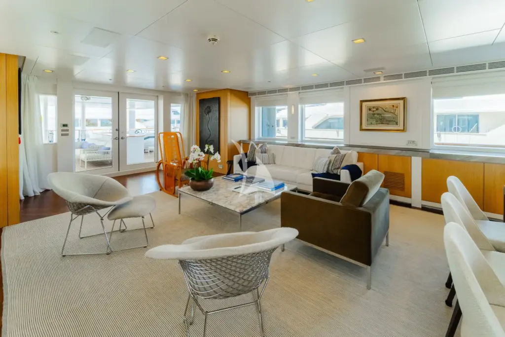 OCEAN'S SEVEN - Mani Salon 