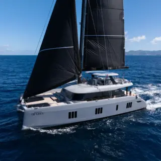 SHADES OF GREY Arial