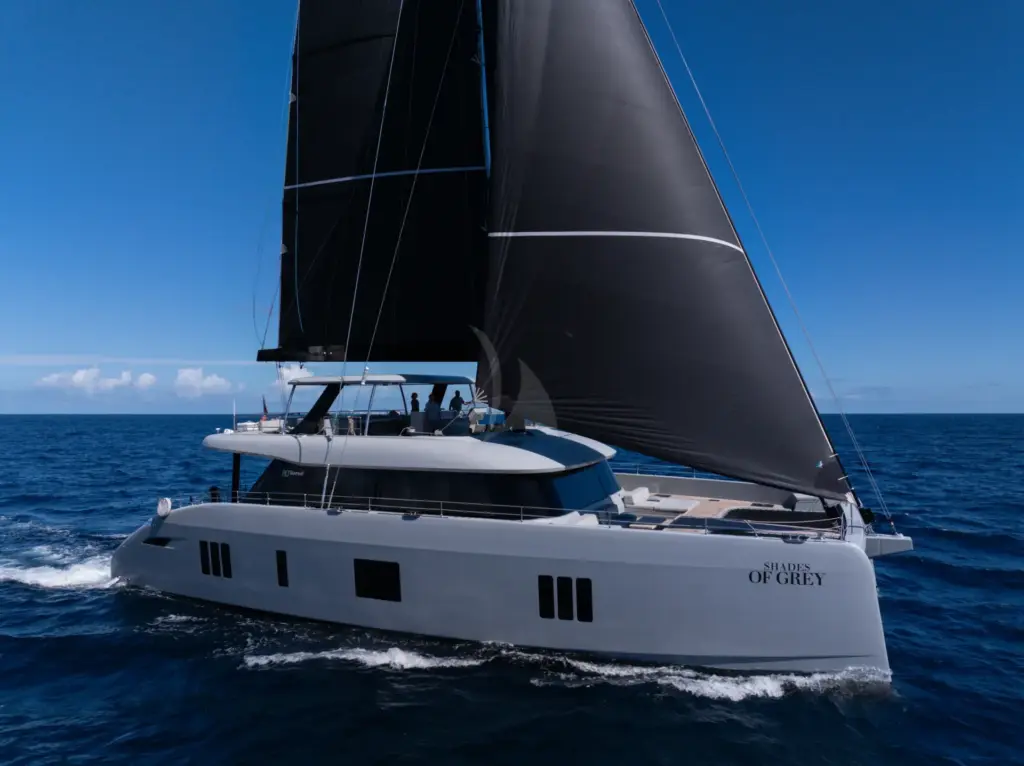 SHADES OF GREY Arial