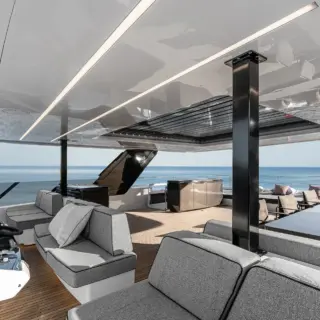Flybridge Helm station