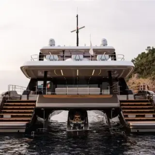 Stern & Jetski garage (sistership)