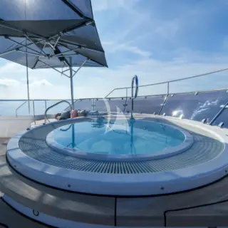 Jacuzzi