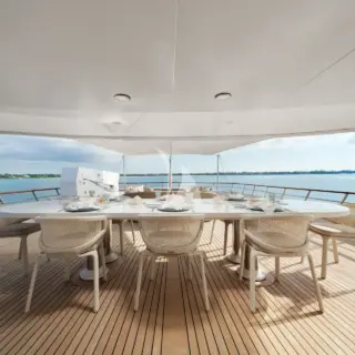Upper Deck Dining