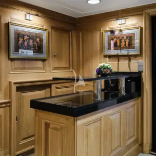 Main Deck Bar