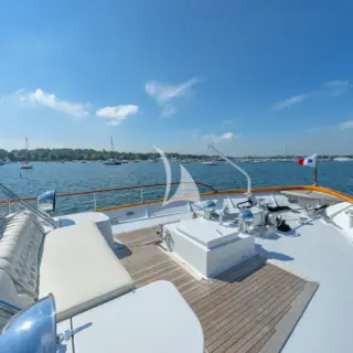 Foredeck Seating