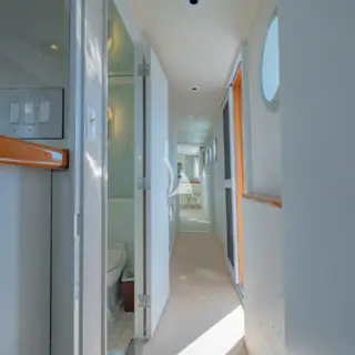 Companionway Forward