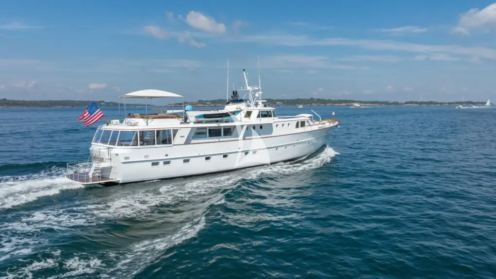 SOVEREIGN - Starboard Profile