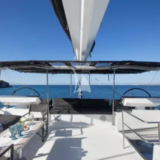 Bow area and Flybridge