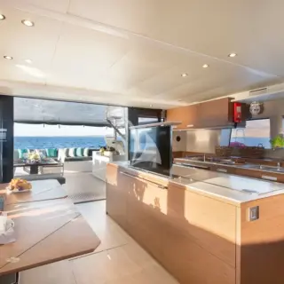 Saloon & Dining Area