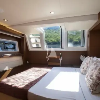 Double cabin III