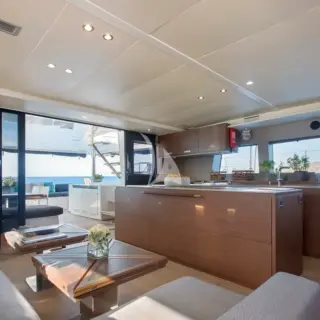 Saloon & Dining Area