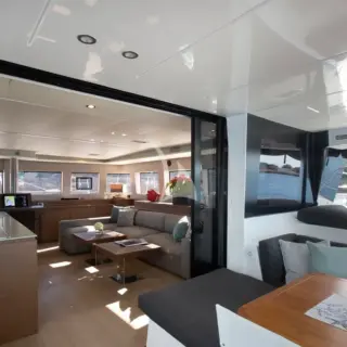 Saloon & Dining Area