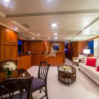 Lady J Sky Lounge