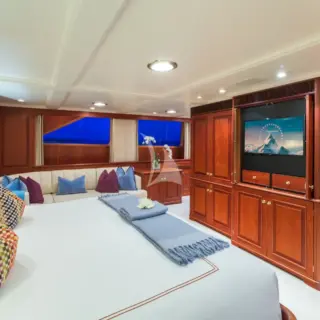 Lady J Master King Stateroom