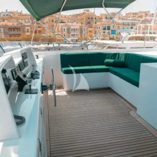 Motor Yacht Voyager - Flybridge