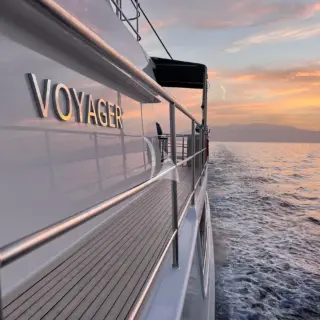 Motor Yacht Voyager - Side deck sunset