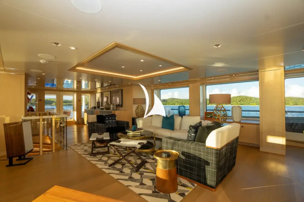 NOMAD - Main deck lounge