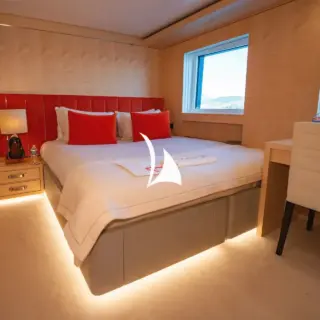 Main deck VIP double/twin cabin