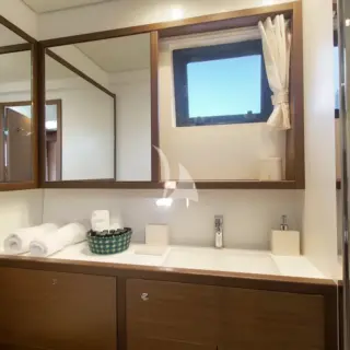 Double Cabin II en-suite facilities