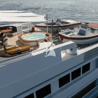 Sun deck